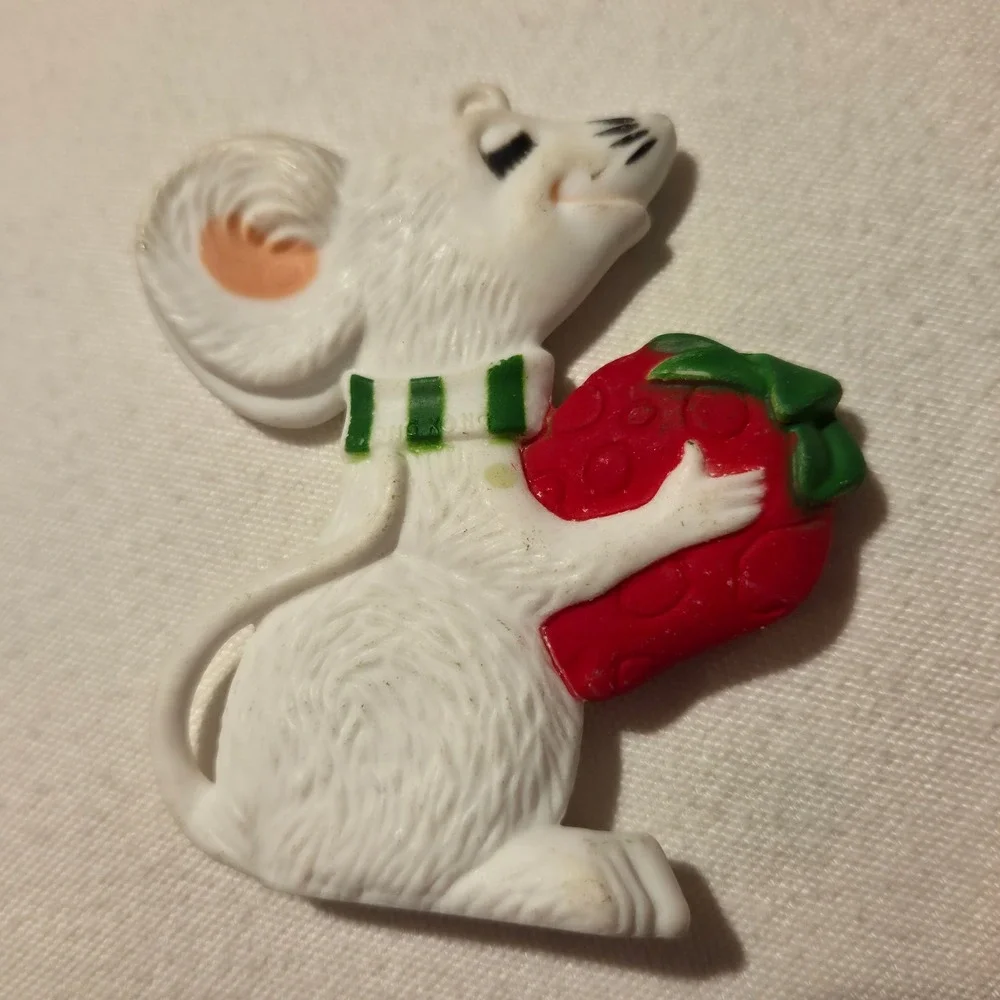 Vintage Christmas Mouse Ornaments Set of 3 Plastic White Mice Hong‎ Kong Retro